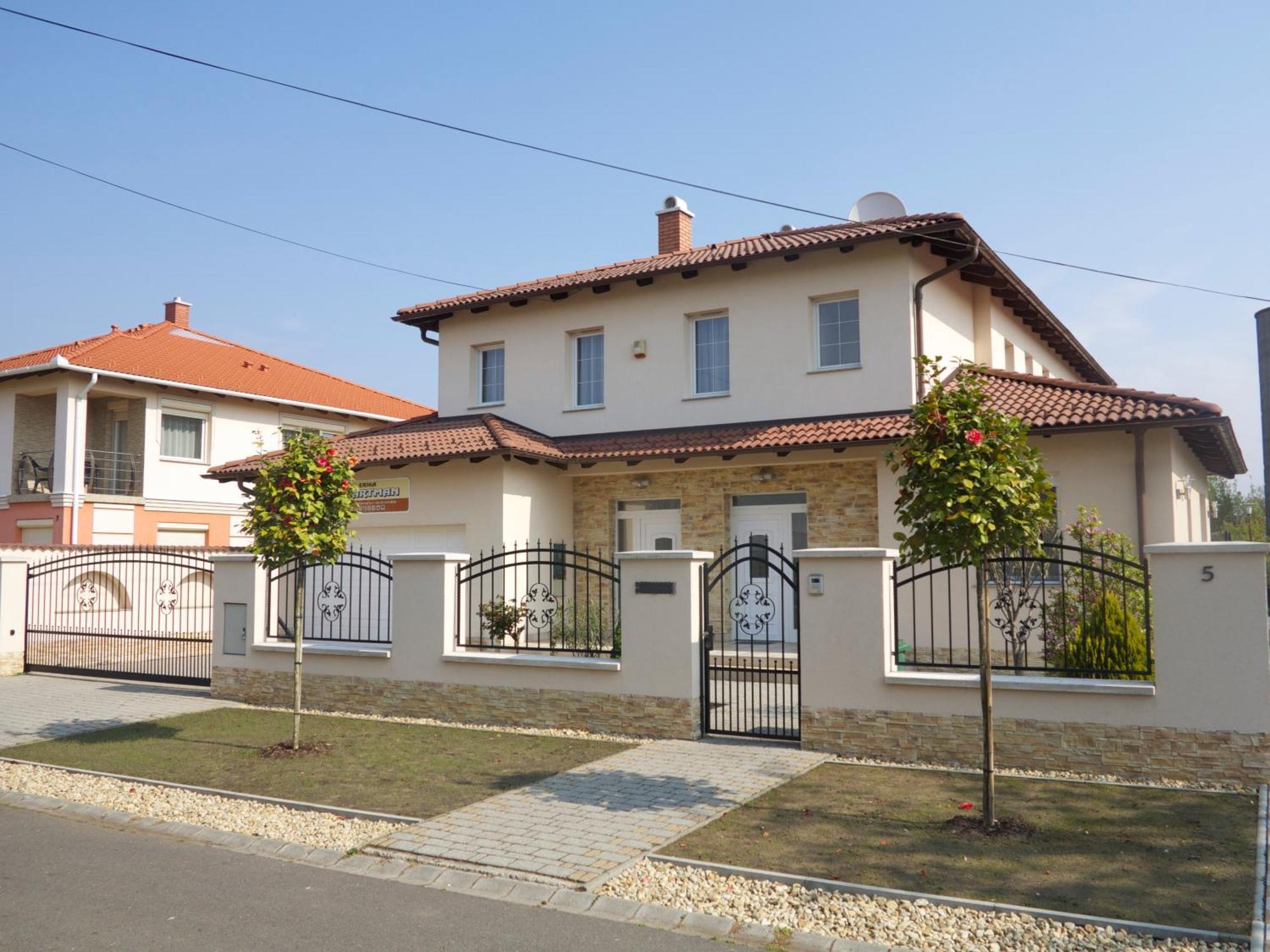 Aura Apartman Hajdúszoboszló Стая снимка